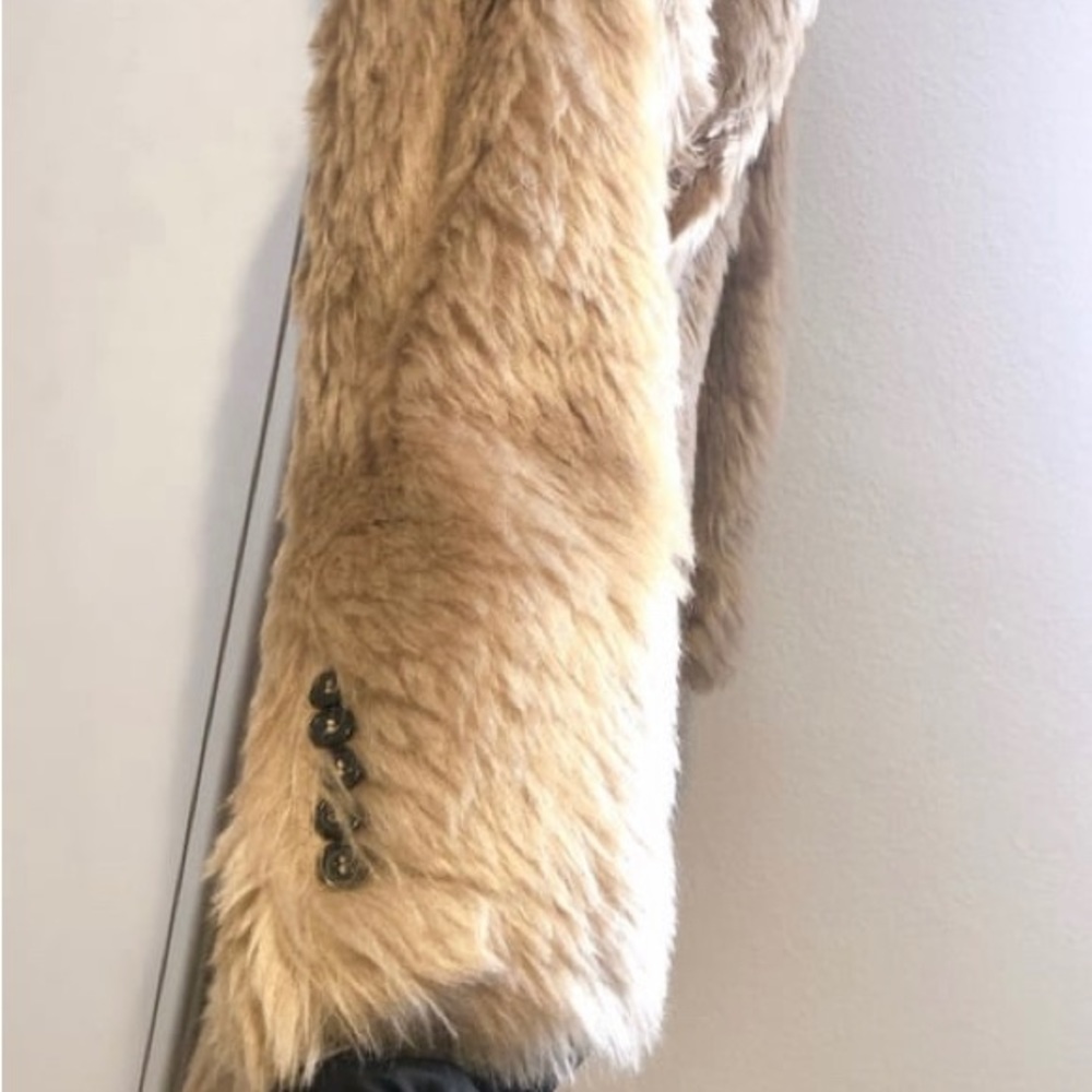HP🎉 Saint Laurent Faux Fur Coat - Picture 12 of 14